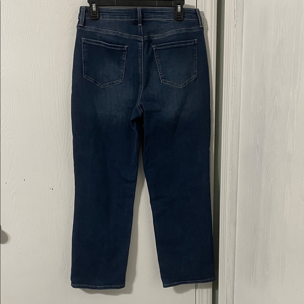 NYDJ Relaxed Straight Life x Tuck Like New High Rise Dark Wash Jeans Size 8 - Picture 2 of 10